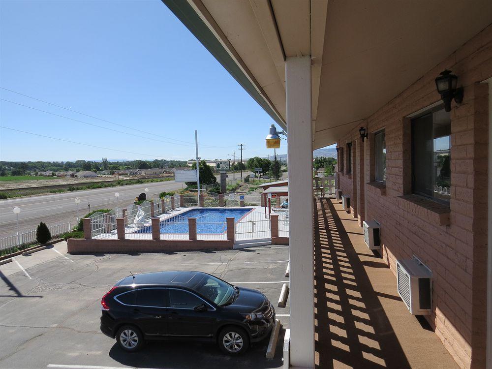 Rodeway Inn Delta Exterior foto